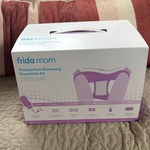 Frida Mom Postpartum Recovery Essentials Kit - Purple